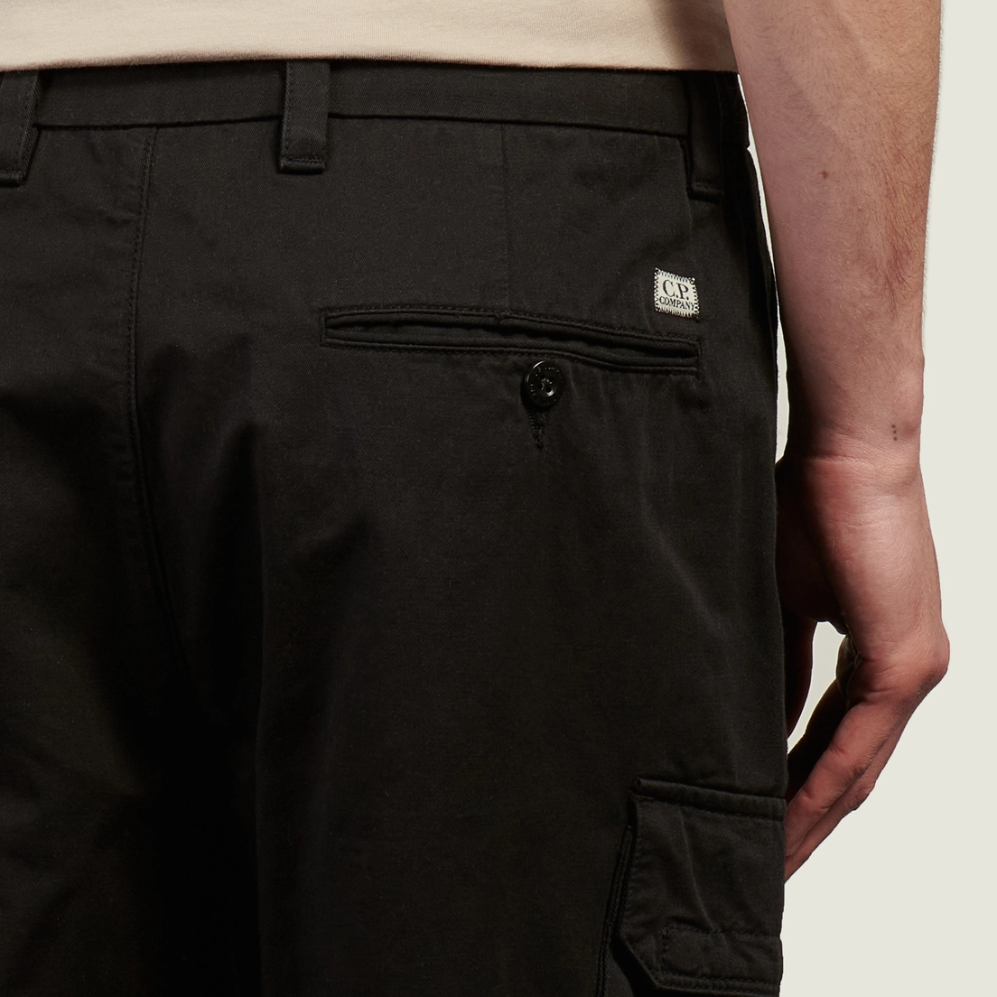 C.P. Company Мужские брюки Cotton Gabardine Loose Fit Cargo