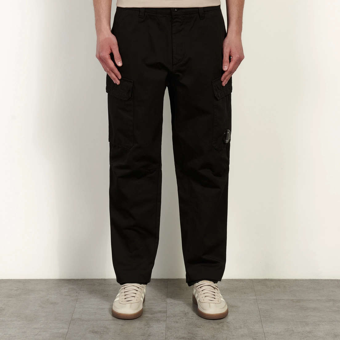 C.P. Company Мужские брюки Cotton Gabardine Loose Fit Cargo