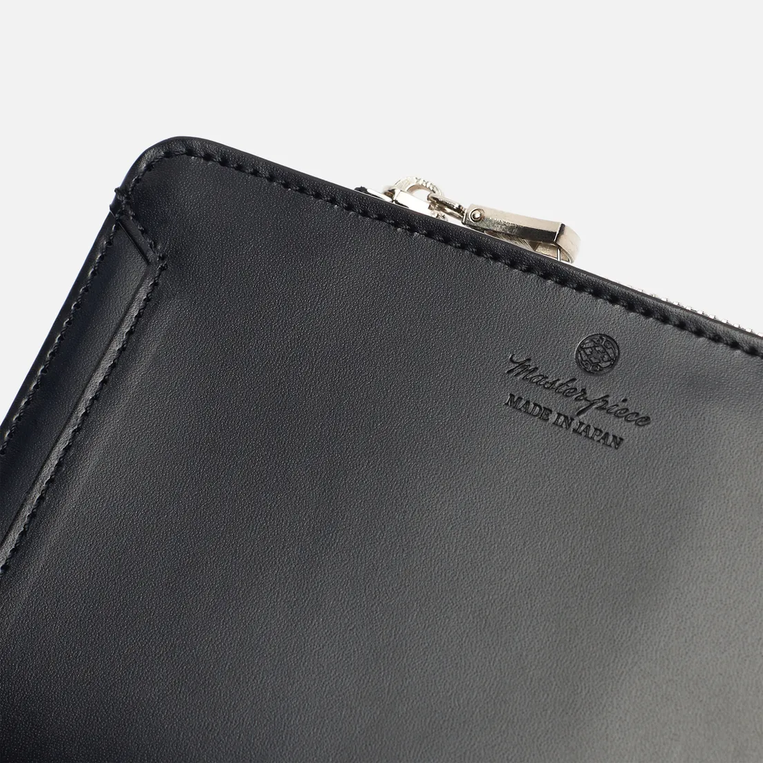 Master-piece Кошелек Notch Leather Middle Fastener