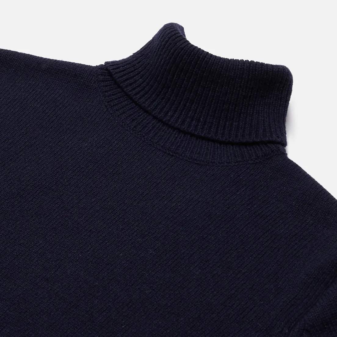 Universal Works Мужской свитер Roll Neck Recycled Wool