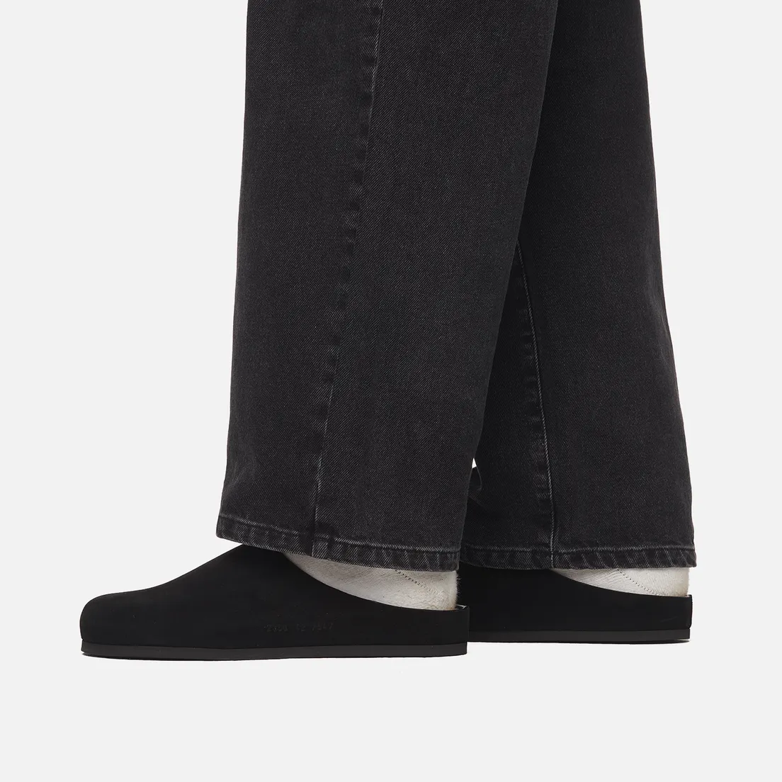 Common Projects Мужские сандалии Clog Suede