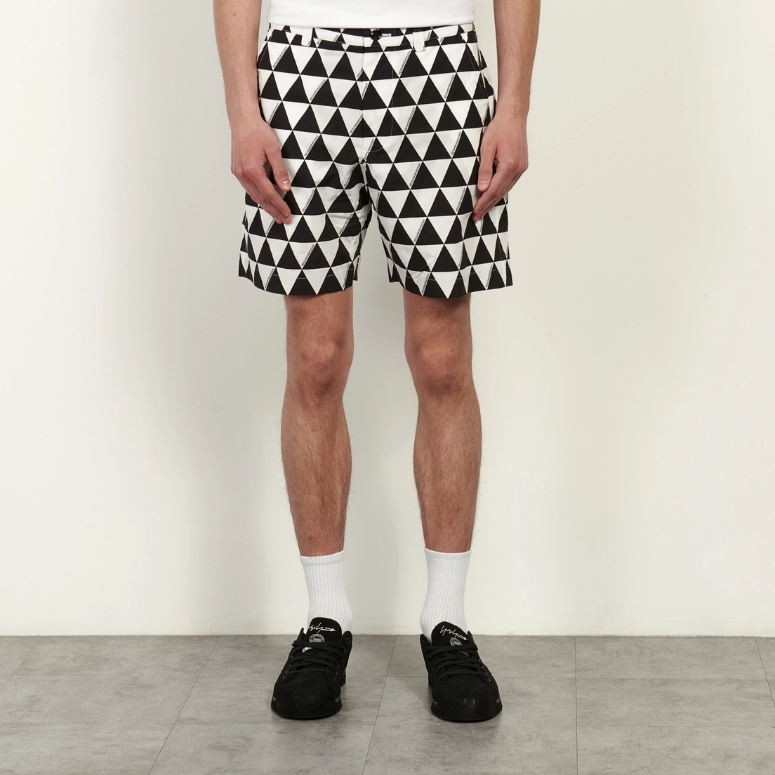 Neighborhood Мужские шорты Triangle Pattern