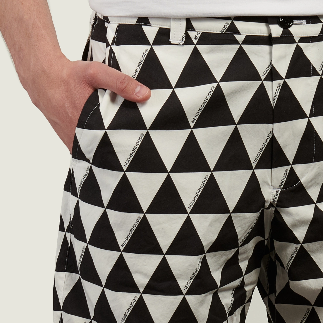 Neighborhood Мужские шорты Triangle Pattern