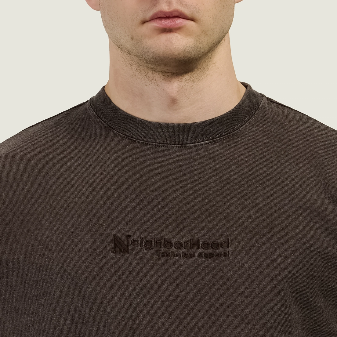 Neighborhood Мужской лонгслив Pigment Dyed Crewneck