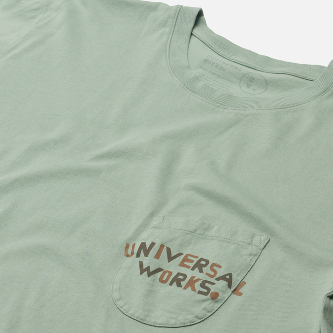 Мужская футболка Universal Works, цвет зелёный, размер S 25611-COOL GREEN Print Pocket Organic Jersey - фото 2