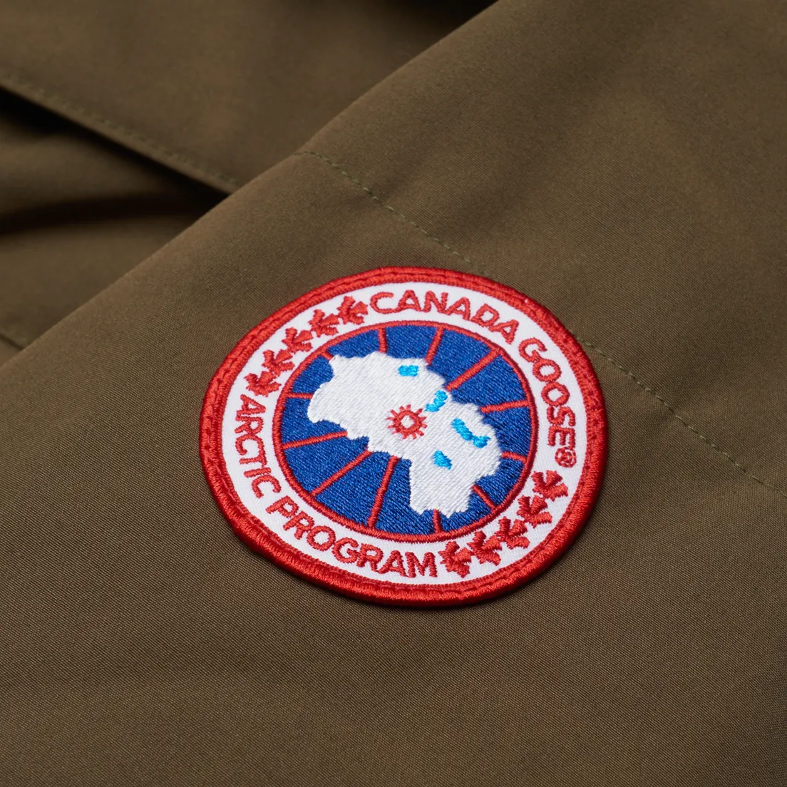 Canada Goose Мужская куртка парка Emory