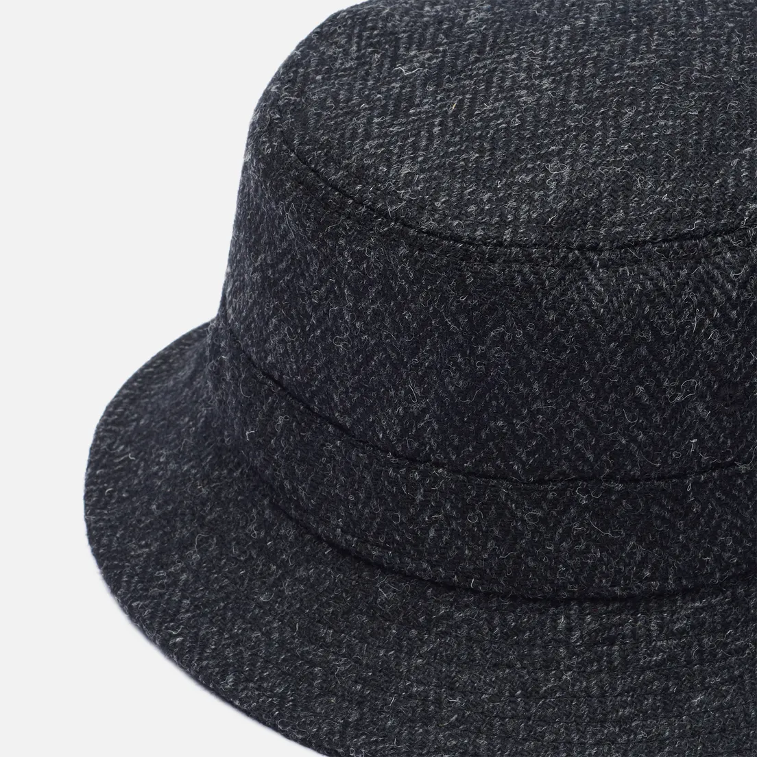 Universal Works Панама Harris Tweed