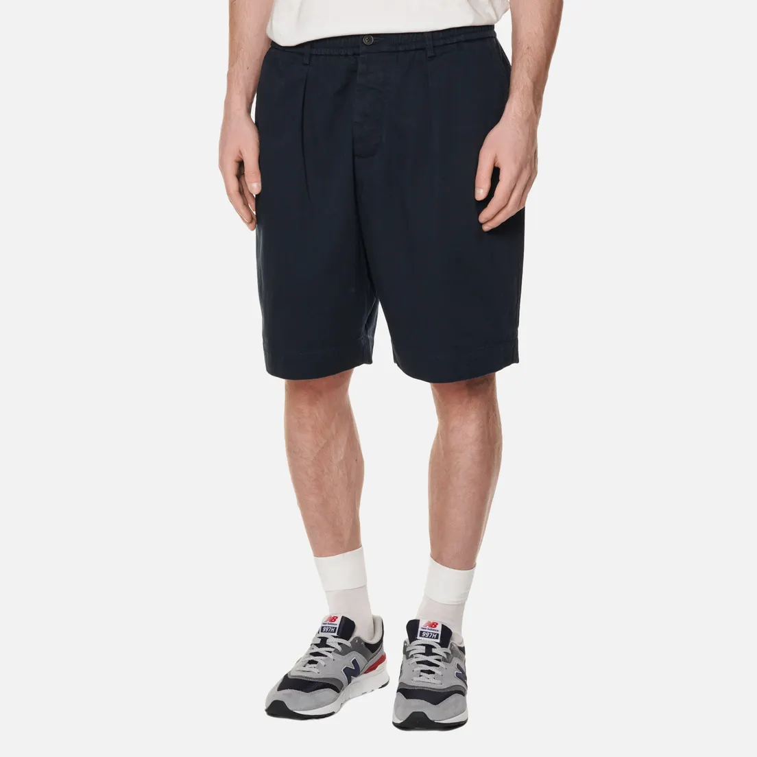 Universal Works Мужские шорты Pleated Track Twill