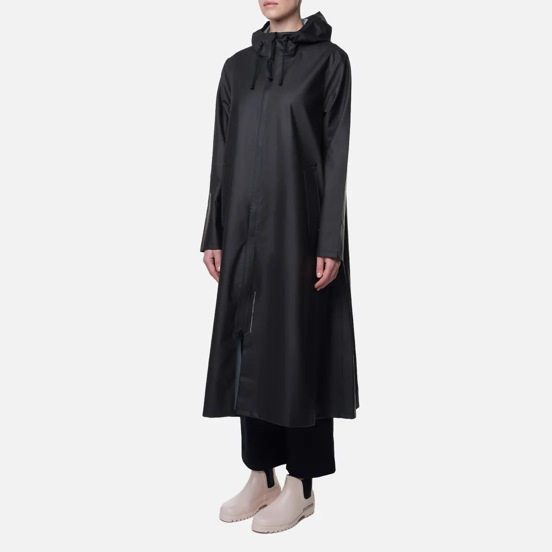 Stutterheim Женская куртка дождевик Mosebacke Long Zip Lightweight