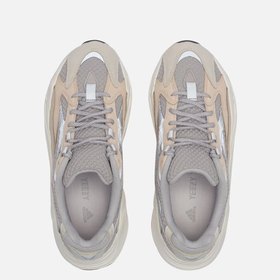 Кроссовки adidas Originals YEEZY Boost 700 V2 Cream/Cream/Cream
