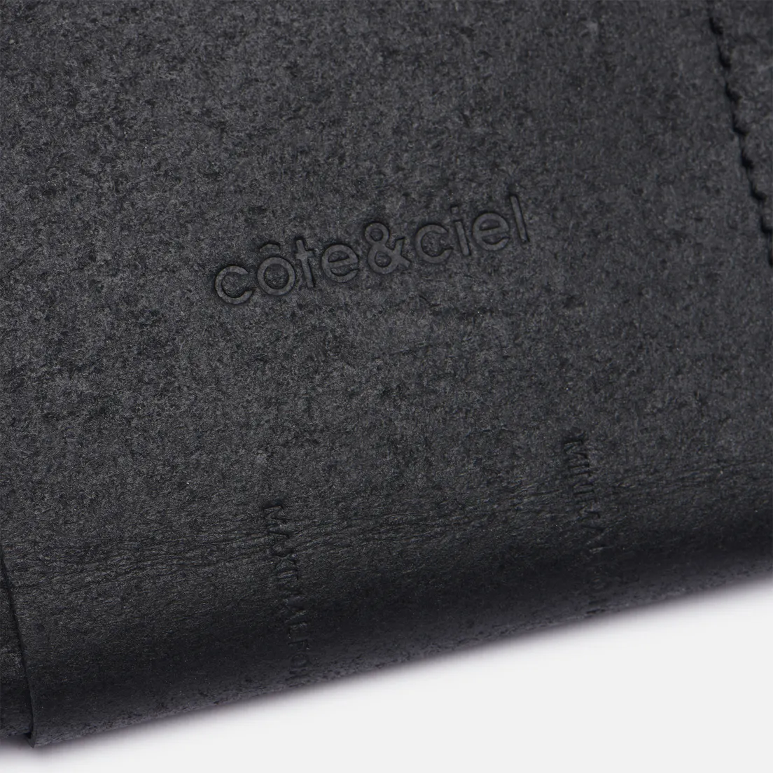 Cote&Ciel Кошелек Zippered Medium Recycled Leather