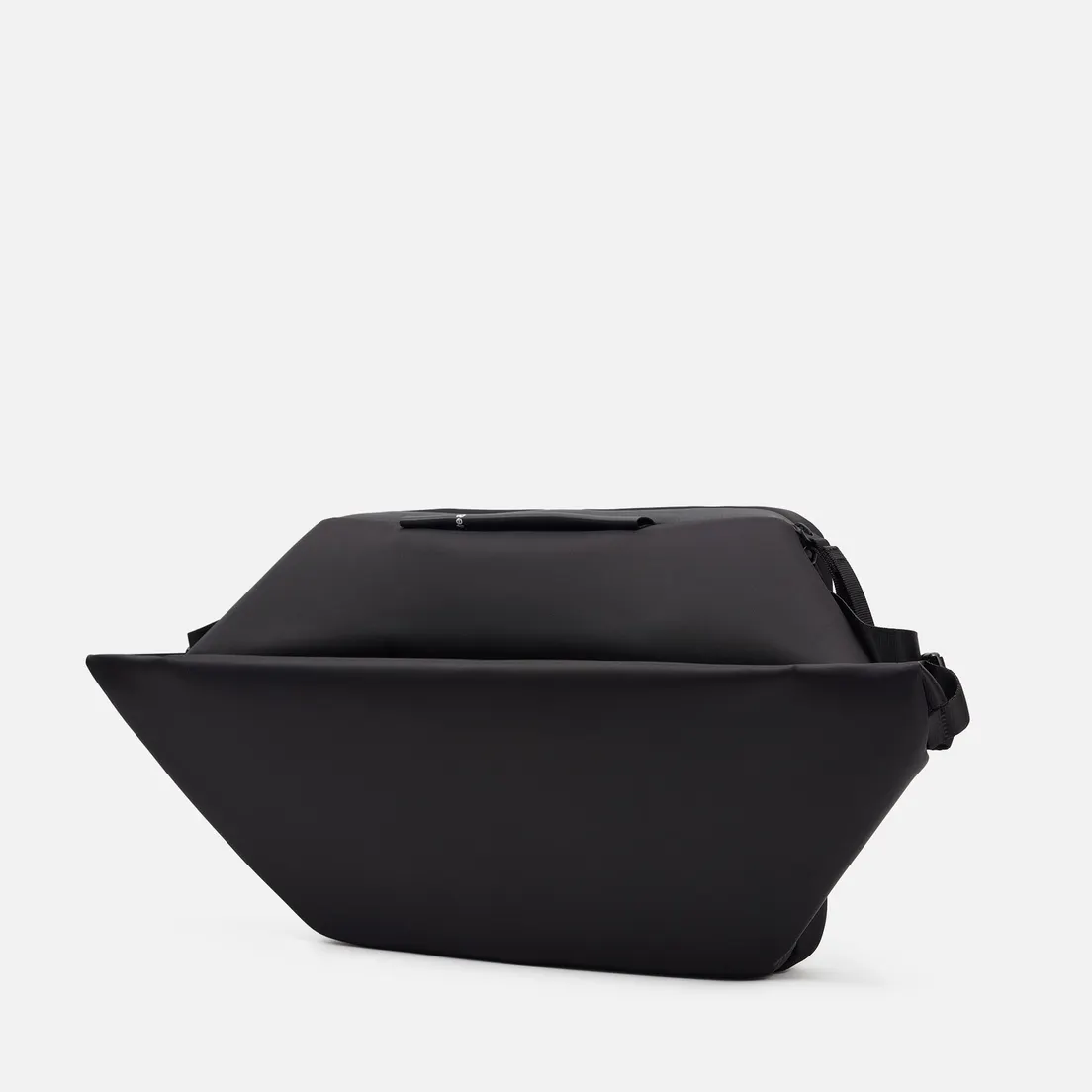 Cote&Ciel Сумка на пояс Isarau Large Sleek