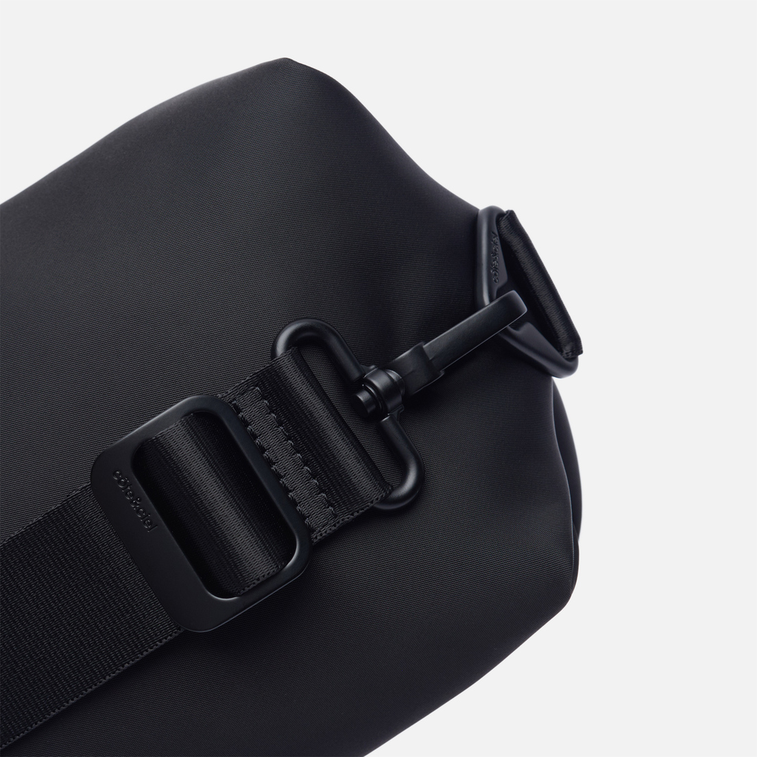 Cote&Ciel Сумка на пояс ENS Sleek