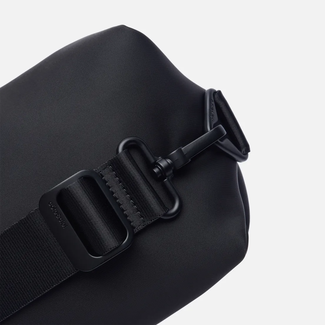 Cote&Ciel Сумка на пояс ENS Sleek