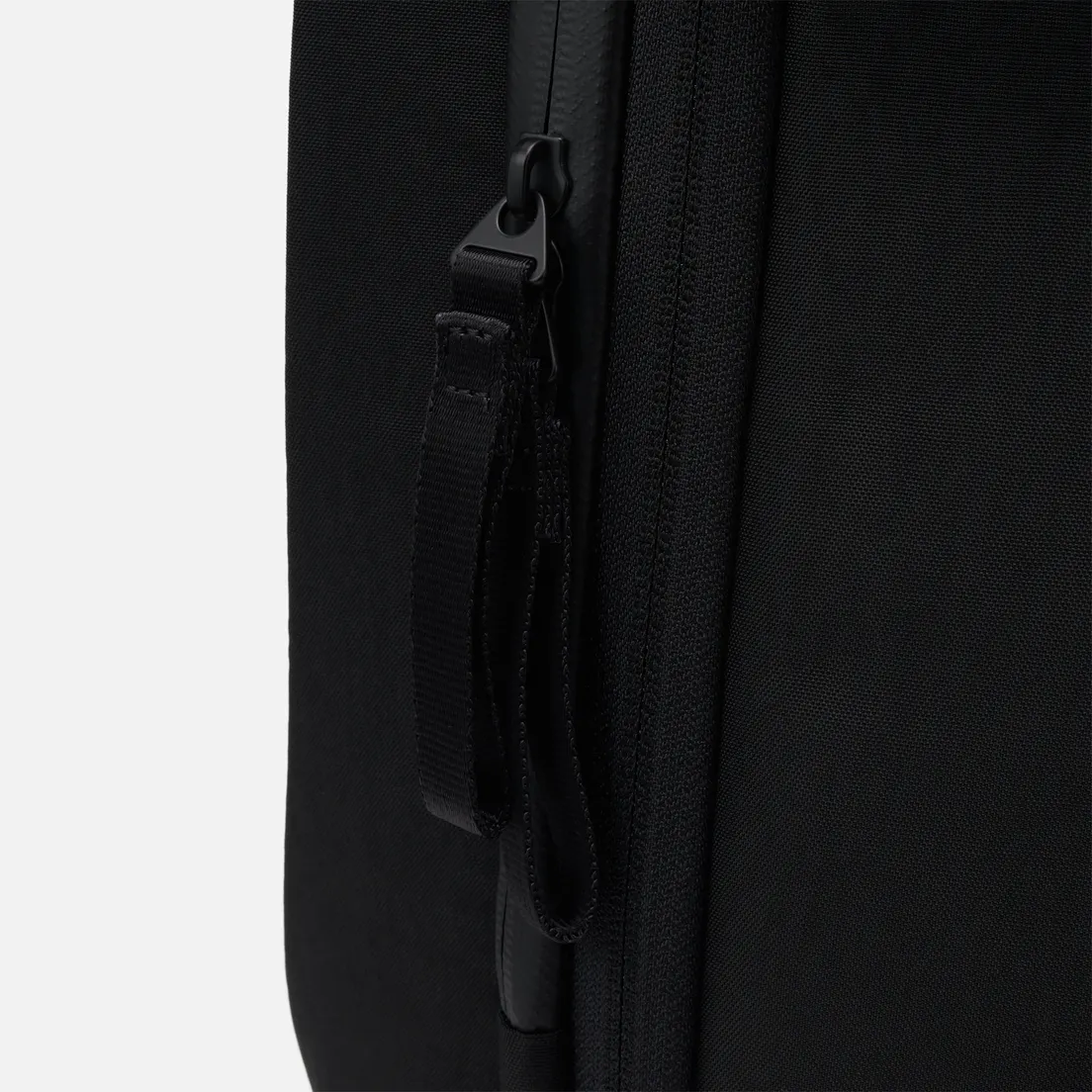Cote&Ciel Рюкзак Isar Medium Round Carbon
