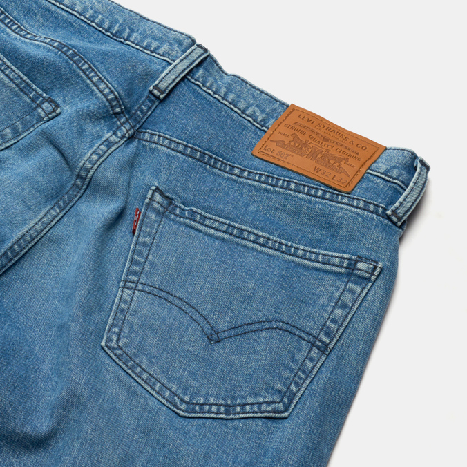 Мужские джинсы Levi's, цвет голубой, размер 38/32 29507-1112 502 Regular Taper - фото 3