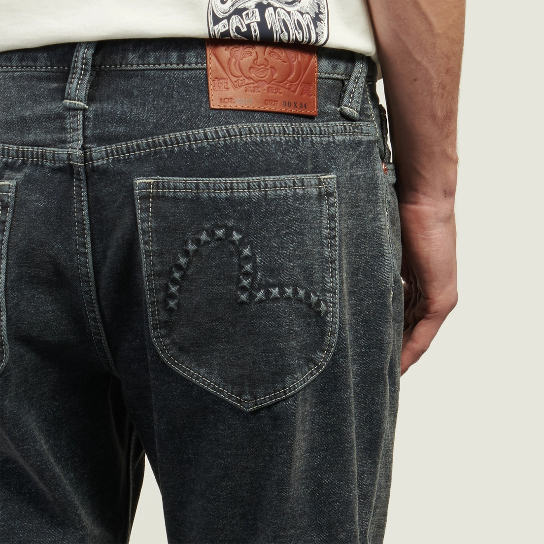 Evisu Мужские джинсы 2017 Taper Fit Washed Emboss Rivet Seagull