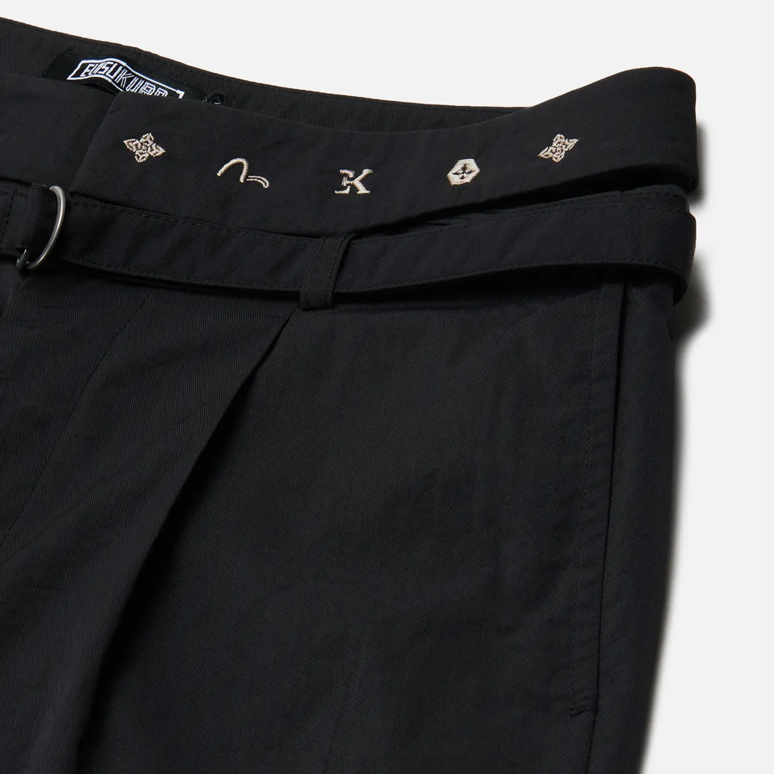 Evisu Женские брюки Evisukuro Cut Out Waist Straight Cut