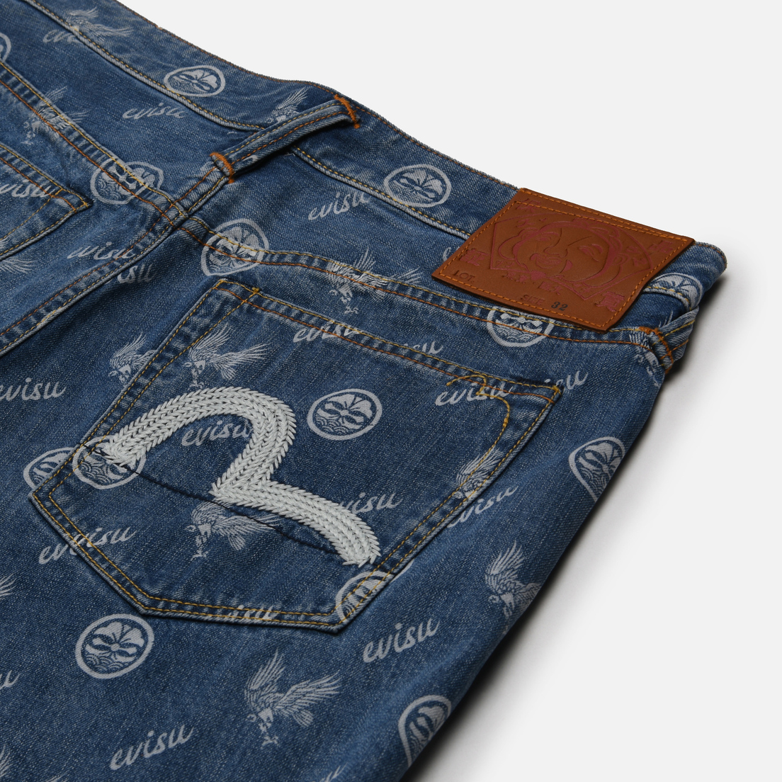 Evisu Мужские шорты Kamon Eagle All Over Print & Seagull Embroidered