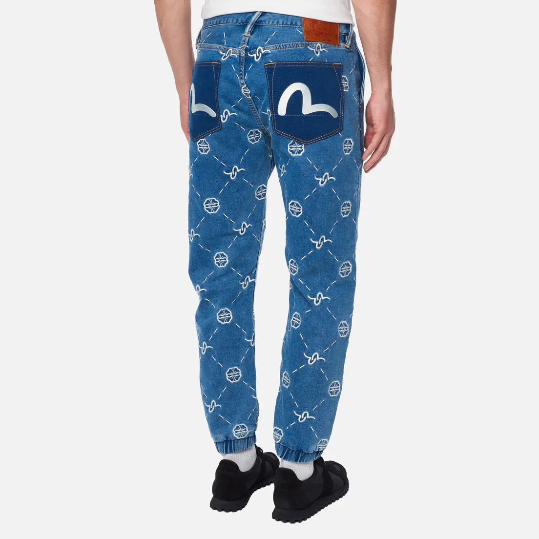 Evisu Мужские джинсы Heritage Monogram All Over Embroidered Denim Jogger