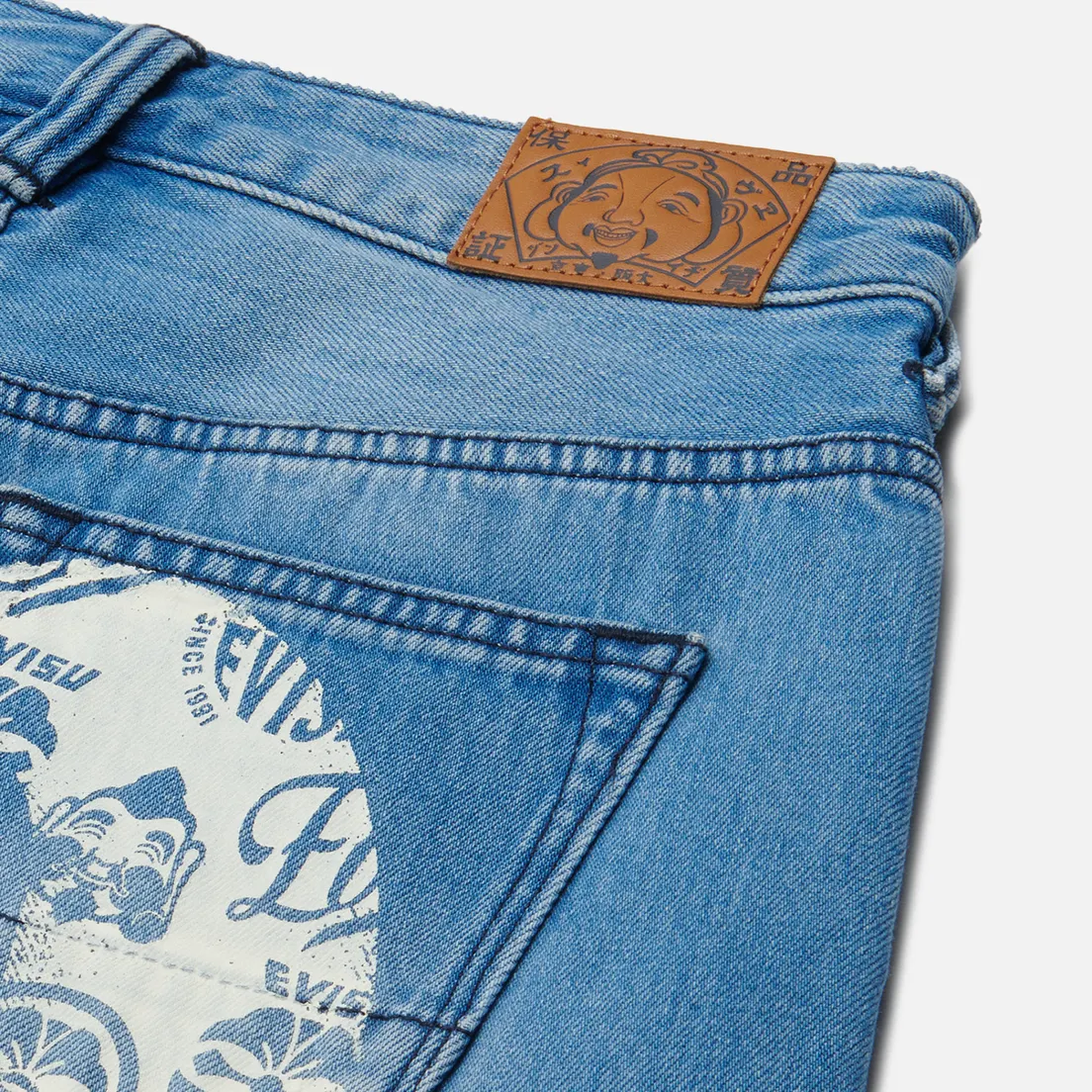Evisu Женские шорты Kamon & Godhead All Over Printed Denim