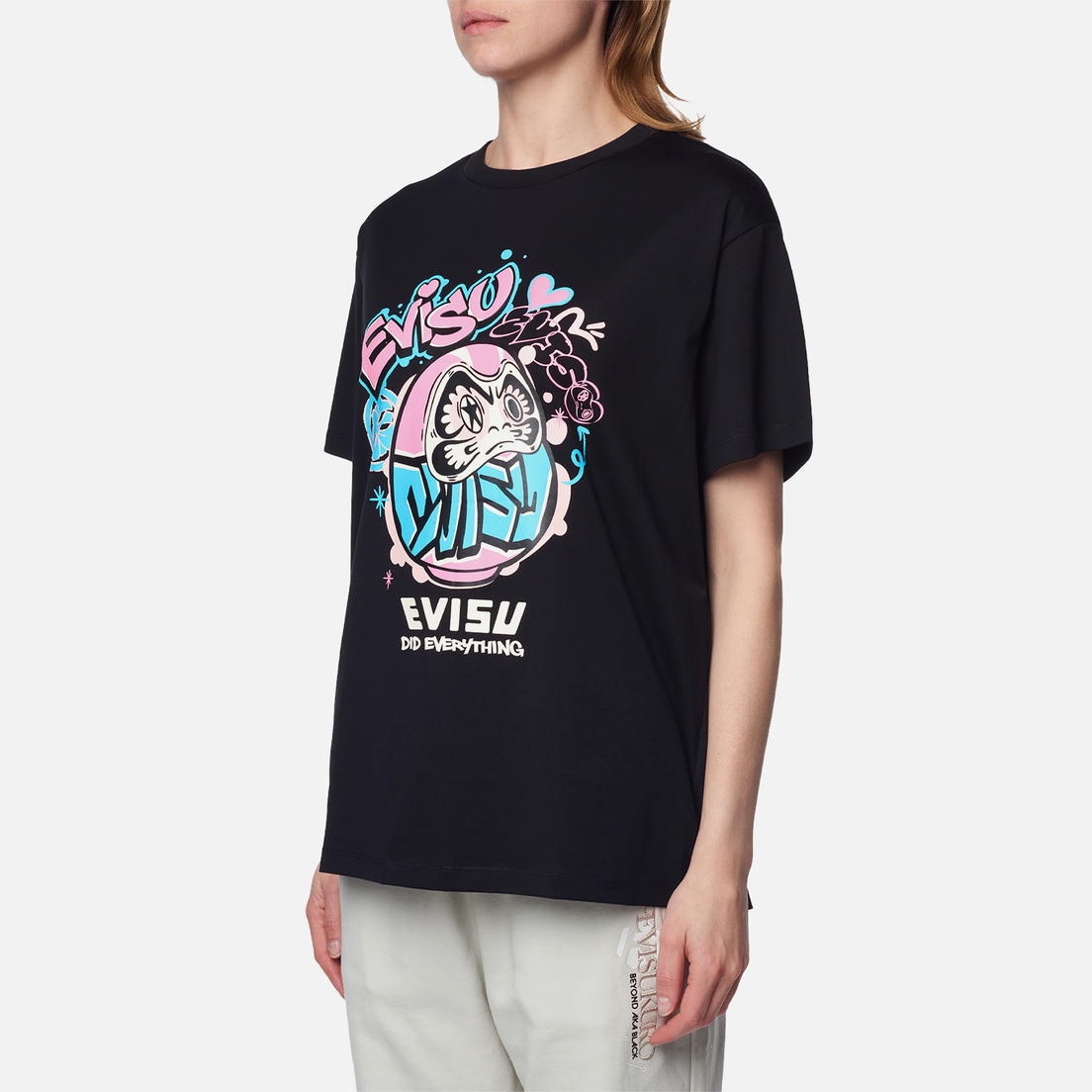 Evisu Женская футболка Graffiti Daruma Printed Boyfriend