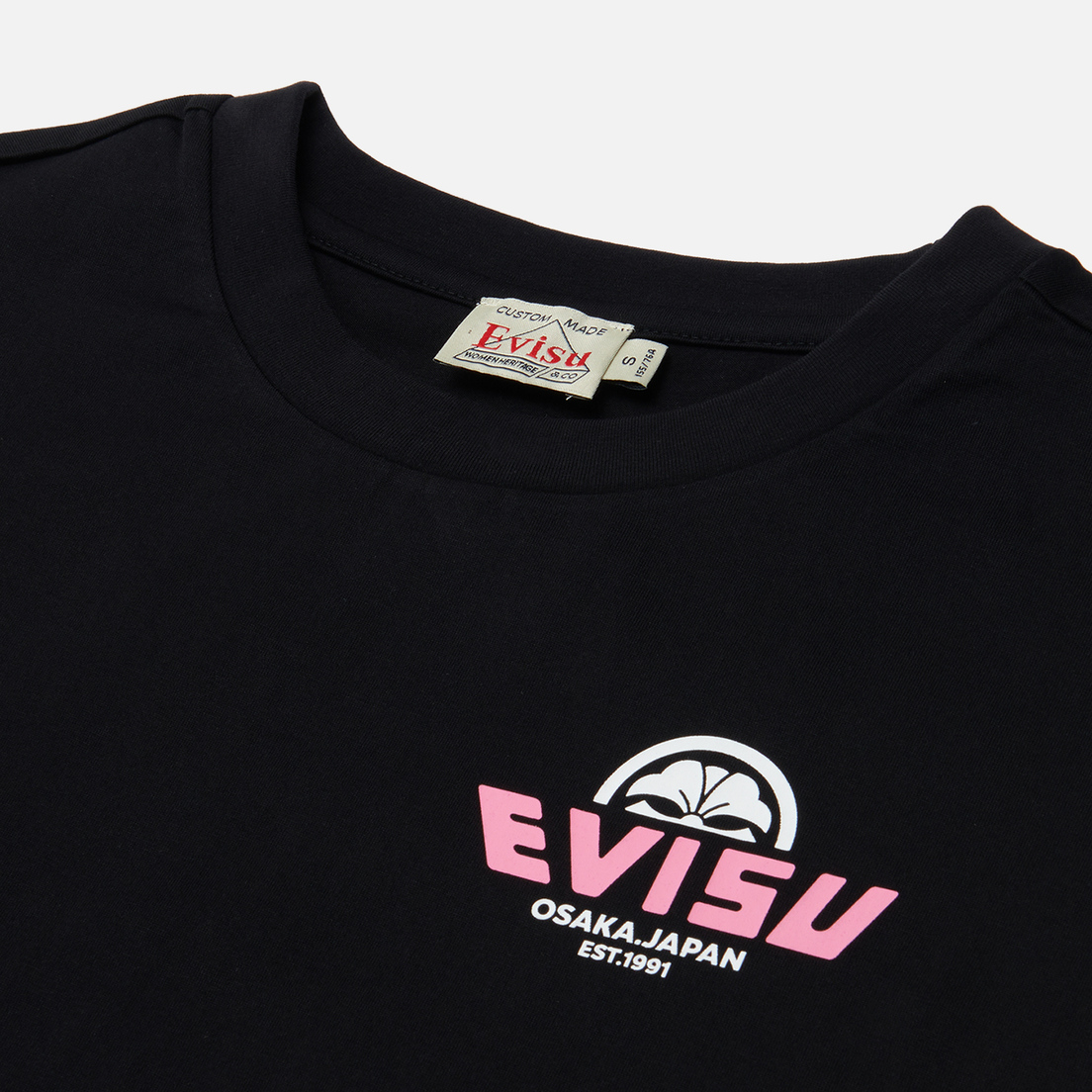 Evisu Женская футболка Fortune Cat Taiko Daruma Printed