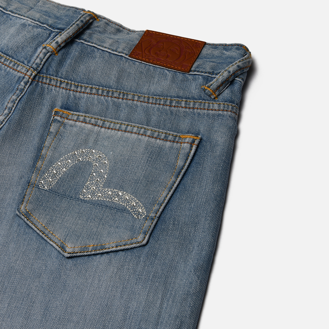 Evisu Женские джинсы Rhinestone & Embroudered Seagull Pocket Straight Fit