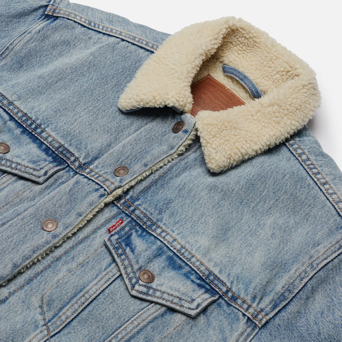 Levi's Женская джинсовая куртка Ex-Boyfriend Sherpa Trucker