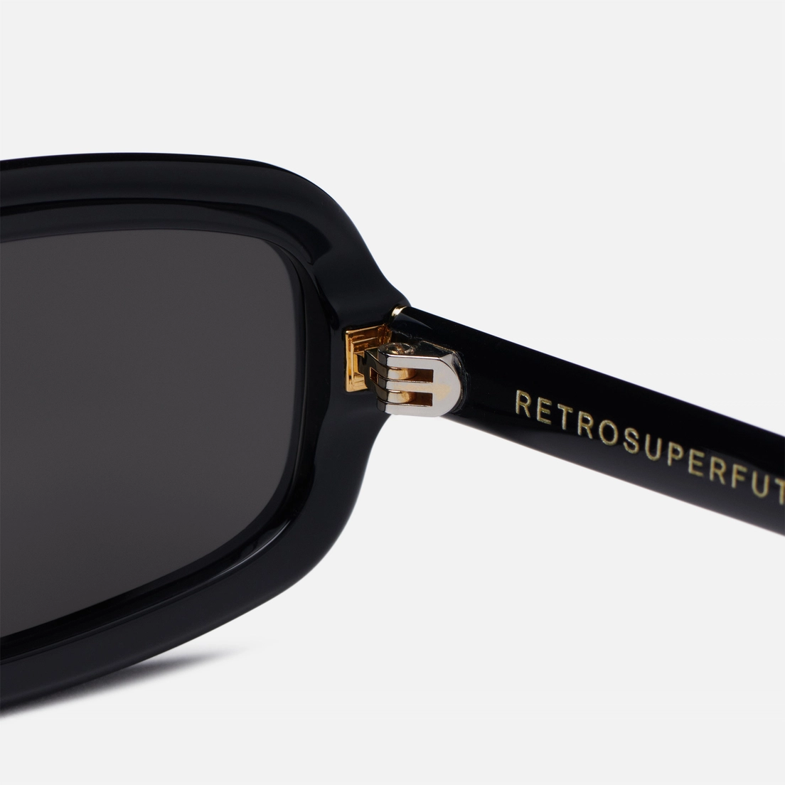 RETROSUPERFUTURE Солнцезащитные очки Troll