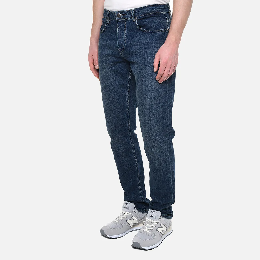 Weekend Offender Мужские джинсы 444 Tapered Fit