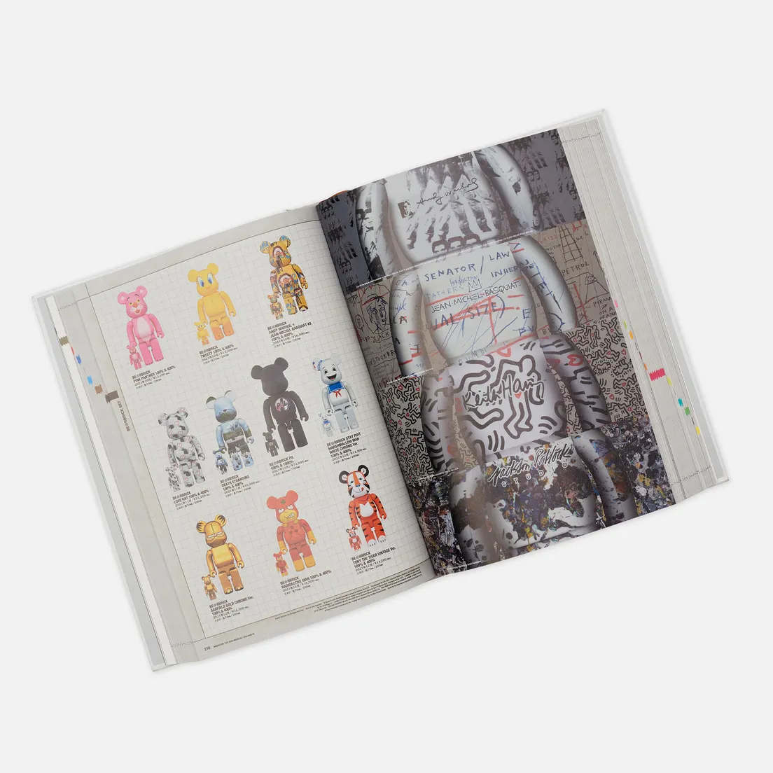 Medicom Toy Книга Medicom Toy 25th Anniversary - Manual Volume IV