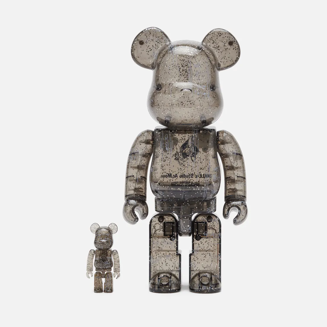 Medicom Toy Игрушка UNKLE x Studio Ar.Mour. 100% & 400%