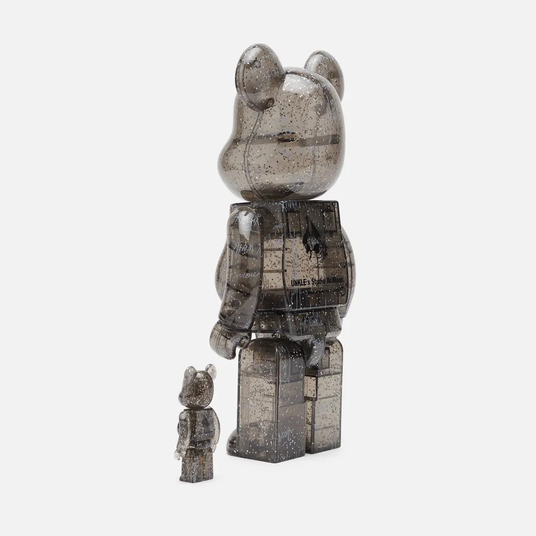 Medicom Toy Игрушка UNKLE x Studio Ar.Mour. 100% & 400%