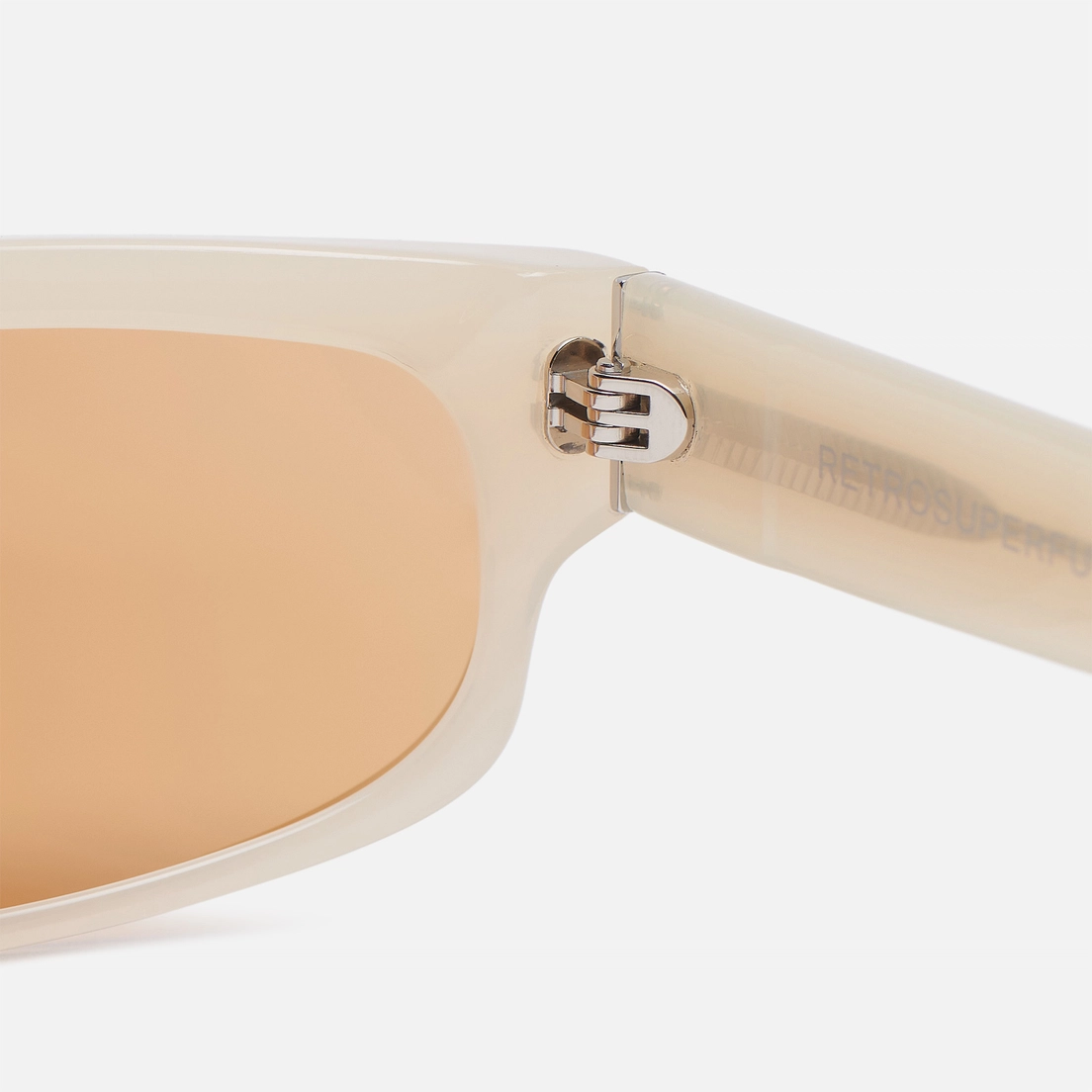 RETROSUPERFUTURE Солнцезащитные очки Zam