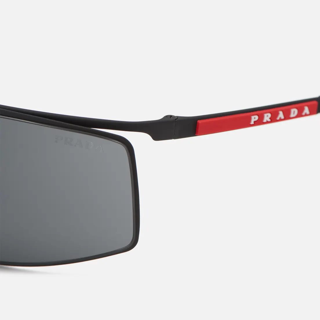 Prada Linea Rossa Солнцезащитные очки 51WS-DG006F-3N