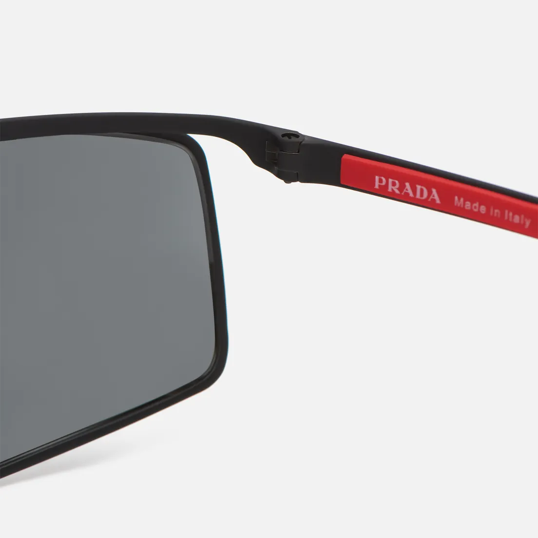 Prada Linea Rossa Солнцезащитные очки 51WS-DG006F-3N