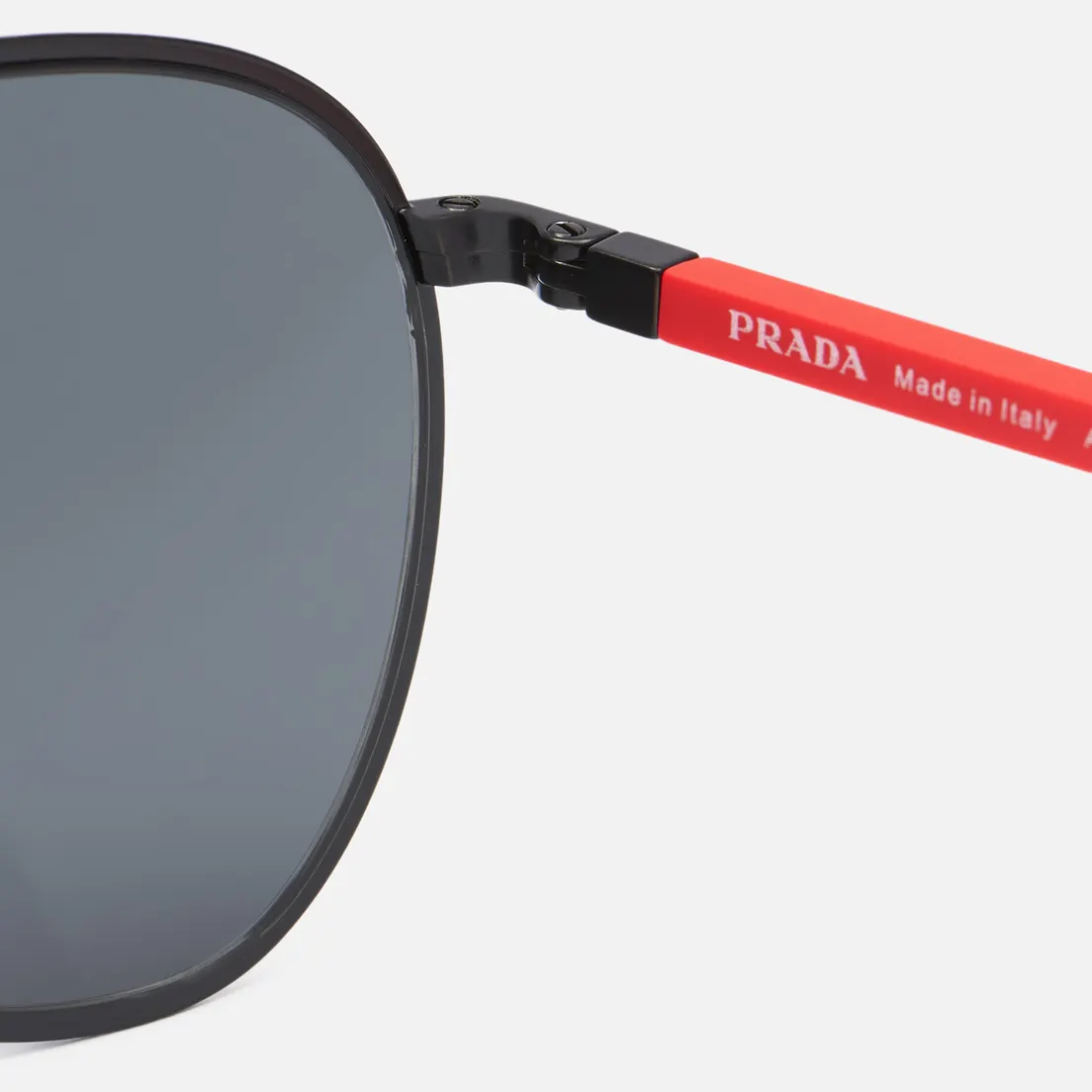 Prada Linea Rossa Солнцезащитные очки 51XS-1BO06L-3N