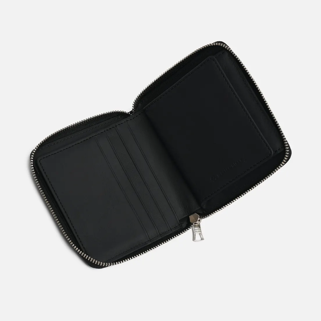 Master-piece Кошелек Essential Leather Middle
