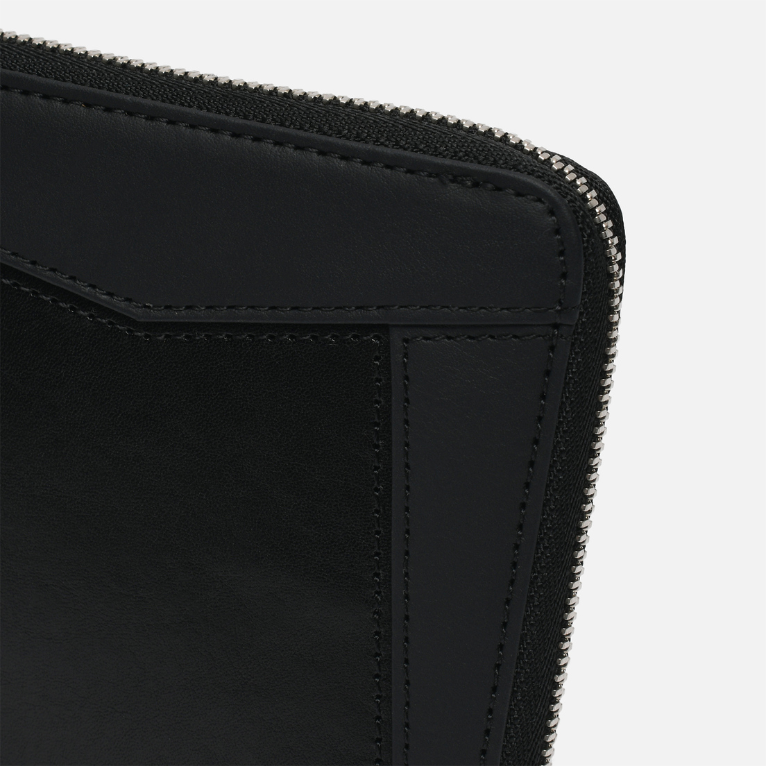 Master-piece Кошелек Essential Leather Middle