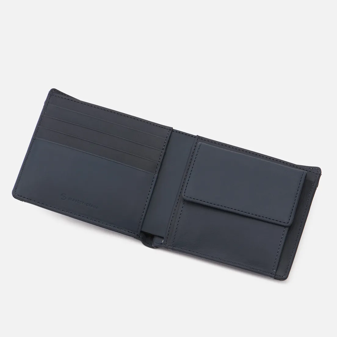 Master-piece Кошелек Essential Leather Billfold Middle