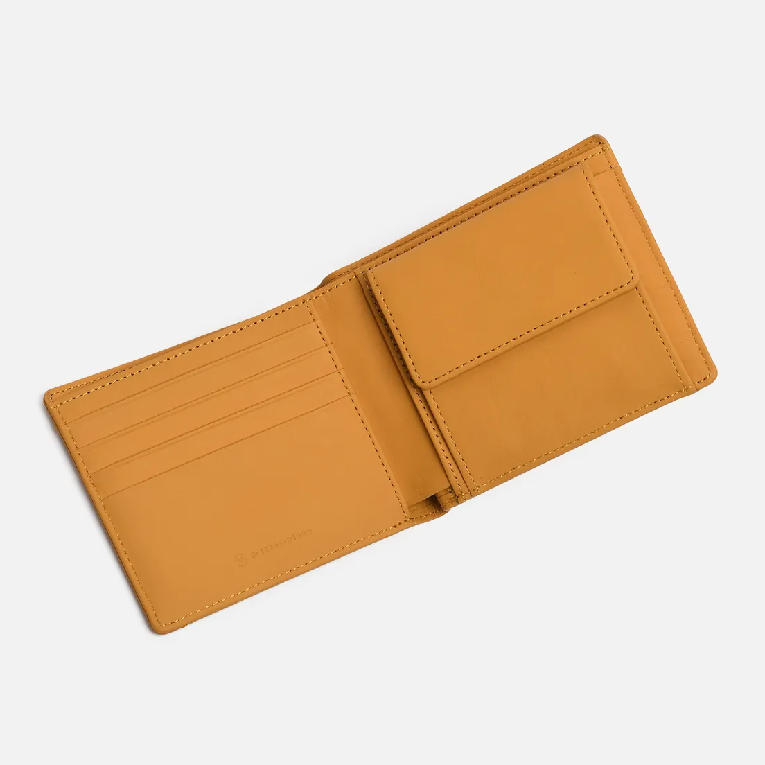 Master-piece Кошелек Essential Leather Billfold Middle
