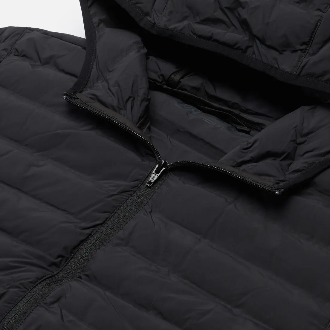Helly Hansen Мужской пуховик Mono Material Hooded Insulator