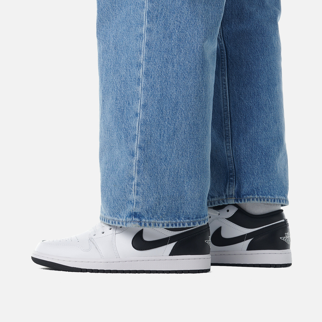 Mens jordan 1 low best sale