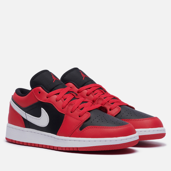 Подростковые кроссовки Jordan Air Jordan 1 Low GS Black/White/Very Berry
