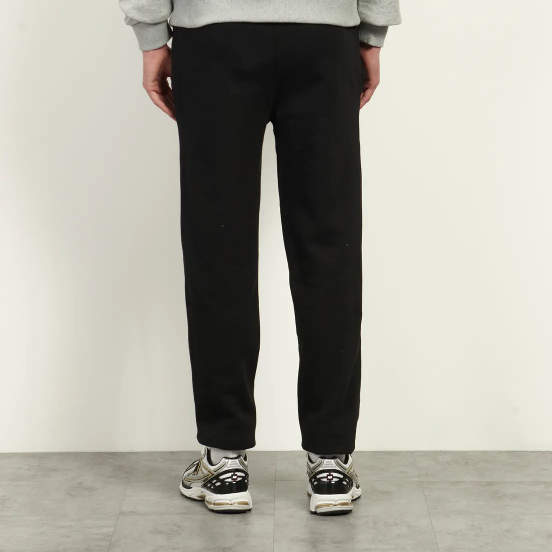 New Era Мужские брюки Essential Joggers