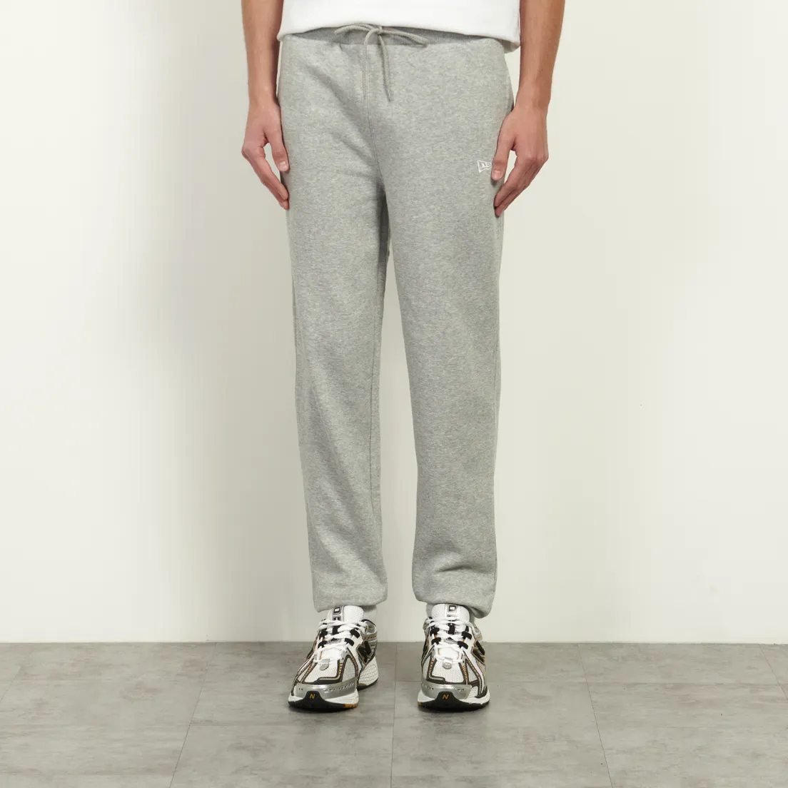 New Era Мужские брюки Essential Joggers