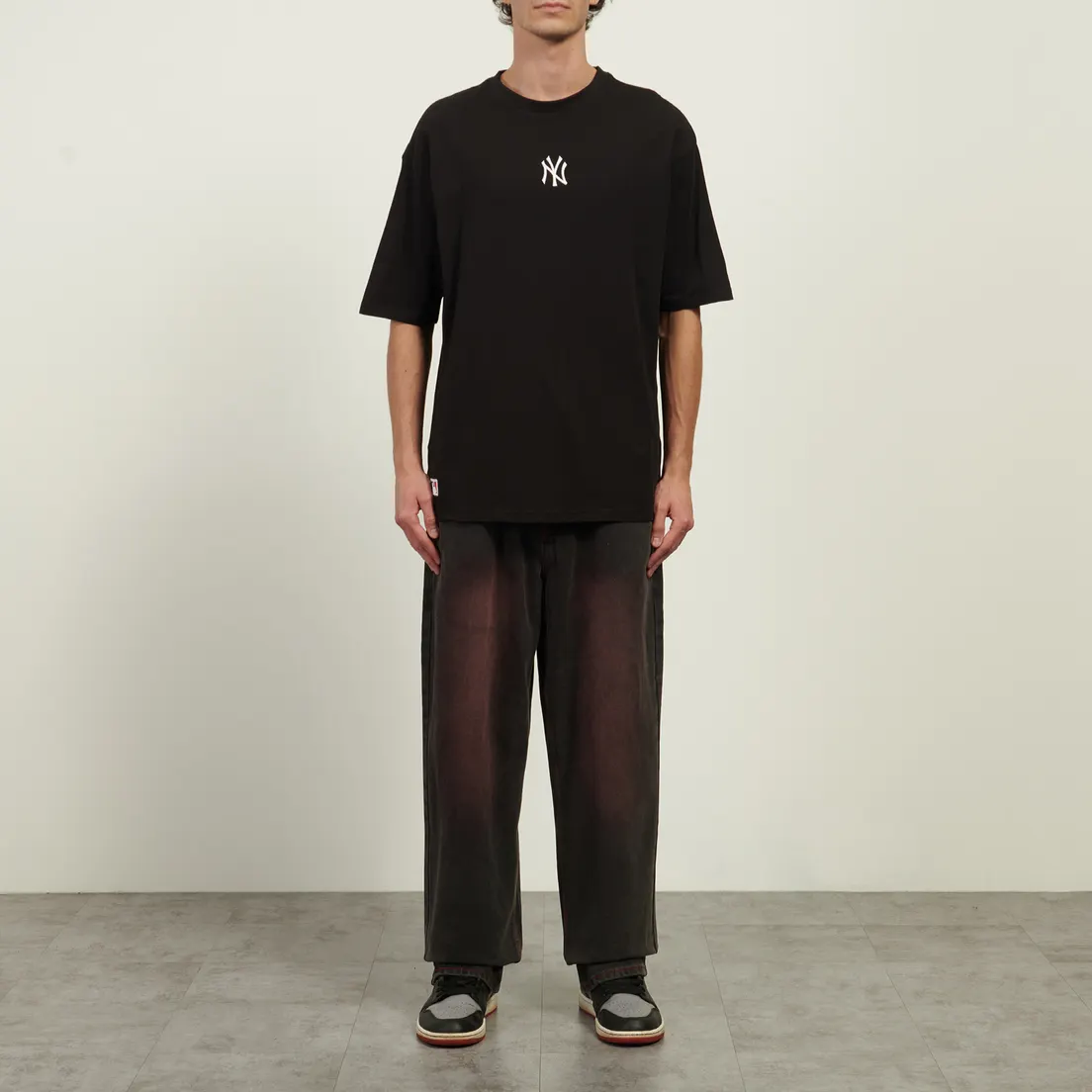 New Era Мужская футболка MLB NY Yankees Essential Oversized