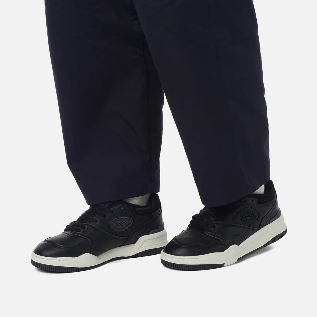 Lacoste Женские кроссовки Lineshot Leather