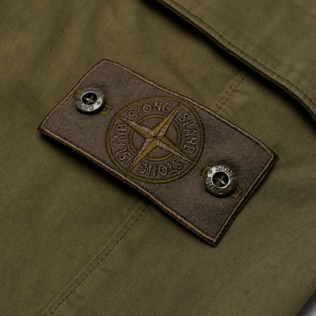 Stone Island Мужские брюки Ghost Piece Stretch Cotton Wool Satin Regular Tapered Fit